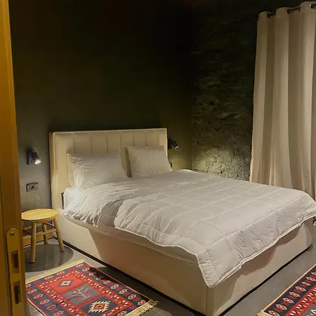 Art House Πανσιόν *