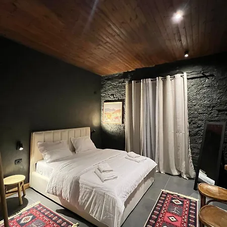 Πανσιόν Art House