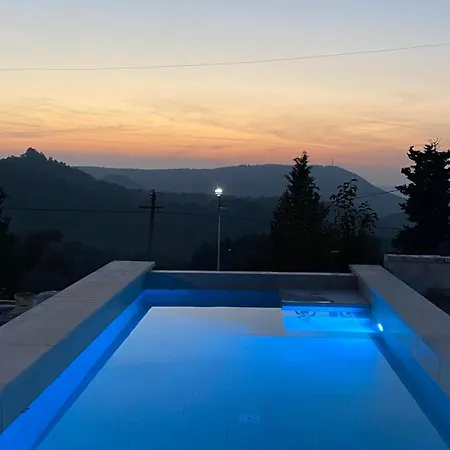 Art House Κρούγια