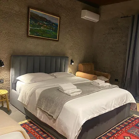 Πανσιόν Art House